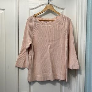 Chico’s pastel pink 3/4 bell sleeve scalloped neckline sweater like new